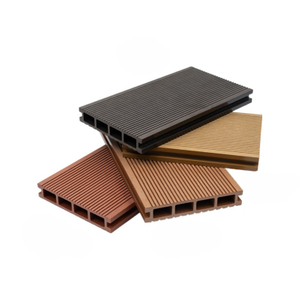 孔WPC甲板用于花园和露台