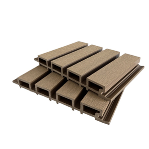 高质量和持久的WPC墙壁